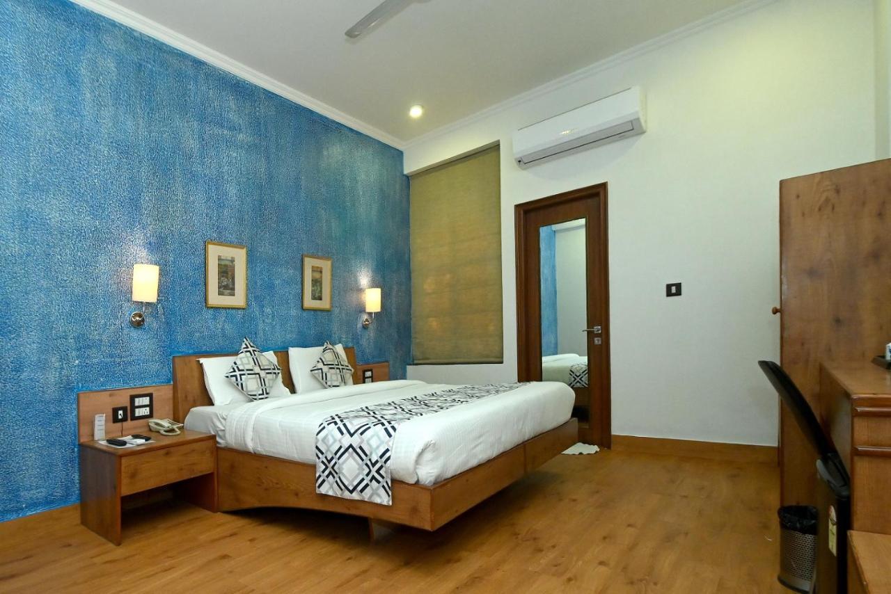 Hotel Yulia- Le Amour Inn Dźajpur Zewnętrze zdjęcie