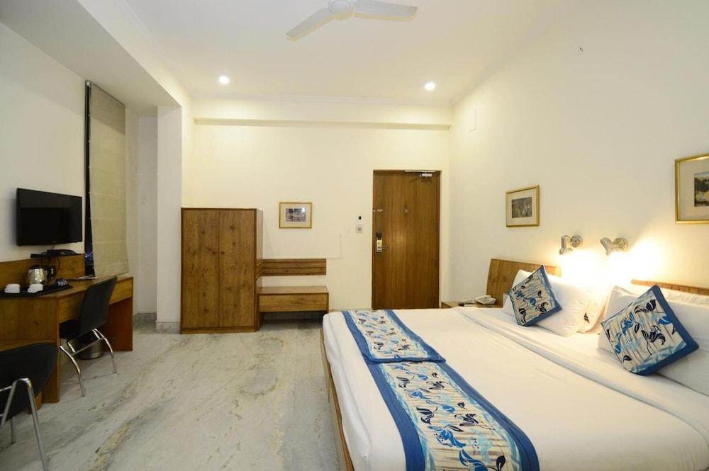 Hotel Yulia- Le Amour Inn Dźajpur Zewnętrze zdjęcie