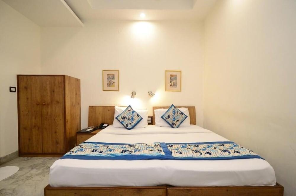 Hotel Yulia- Le Amour Inn Dźajpur Zewnętrze zdjęcie