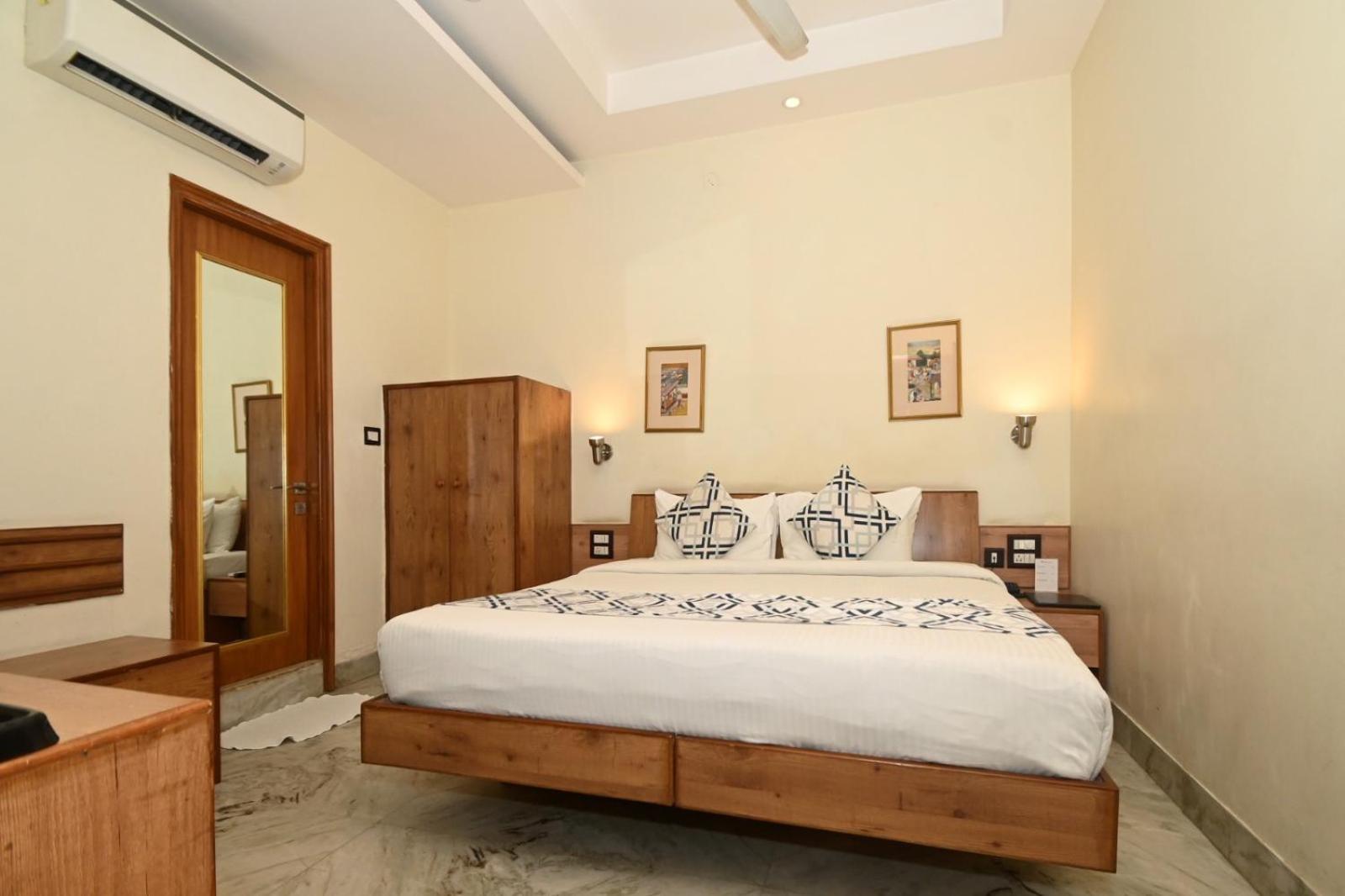 Hotel Yulia- Le Amour Inn Dźajpur Zewnętrze zdjęcie
